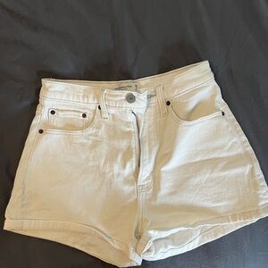 Abercrombie & Fitch Curve Love High Waist Shorts